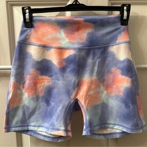 Buffbunny Legacy Shorts 4” Rainwater Swirl Print Size Medium